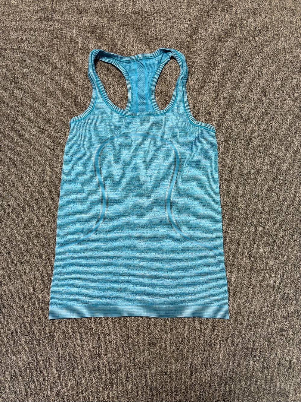 Lululemon Seamless Racerback Tank Top - Blue size 6